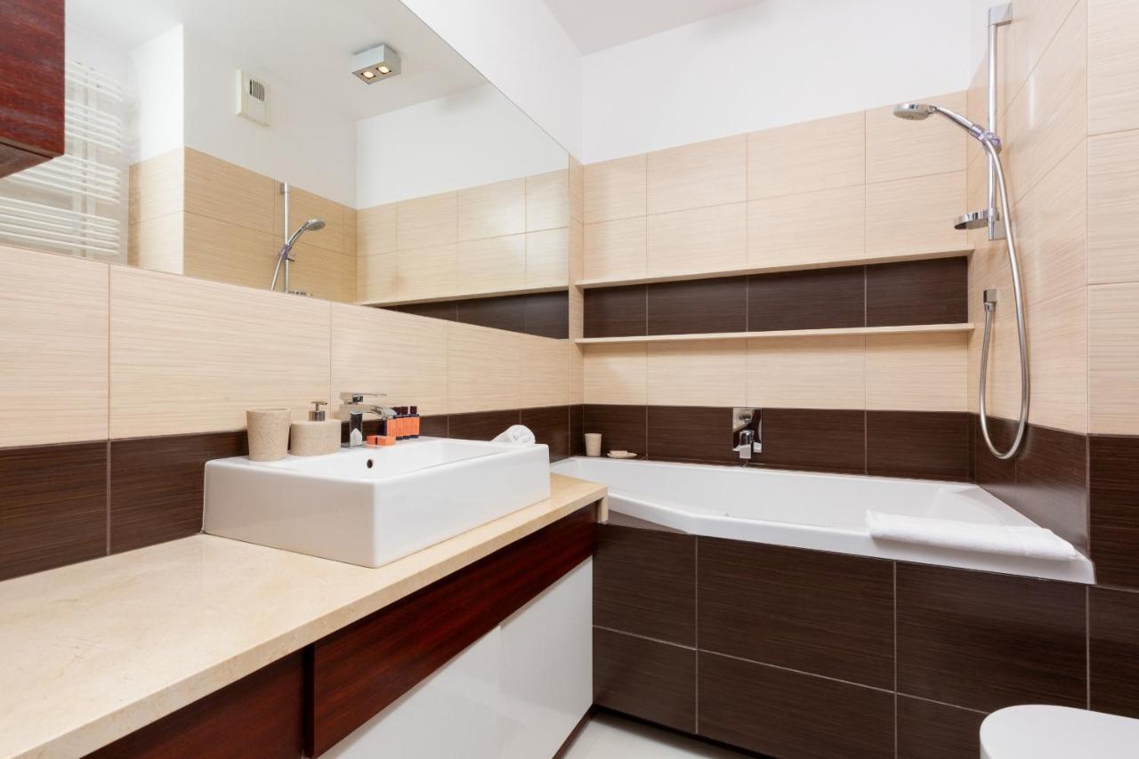 Apartment Spacious With A Hammock And Terrace By Renters Prestige